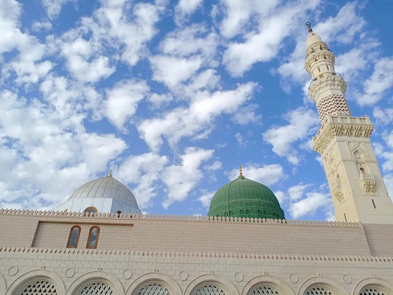 Omra ou Hajj : la Mosquée du Prophète à Médine, étape spirituelle du pèlerin
