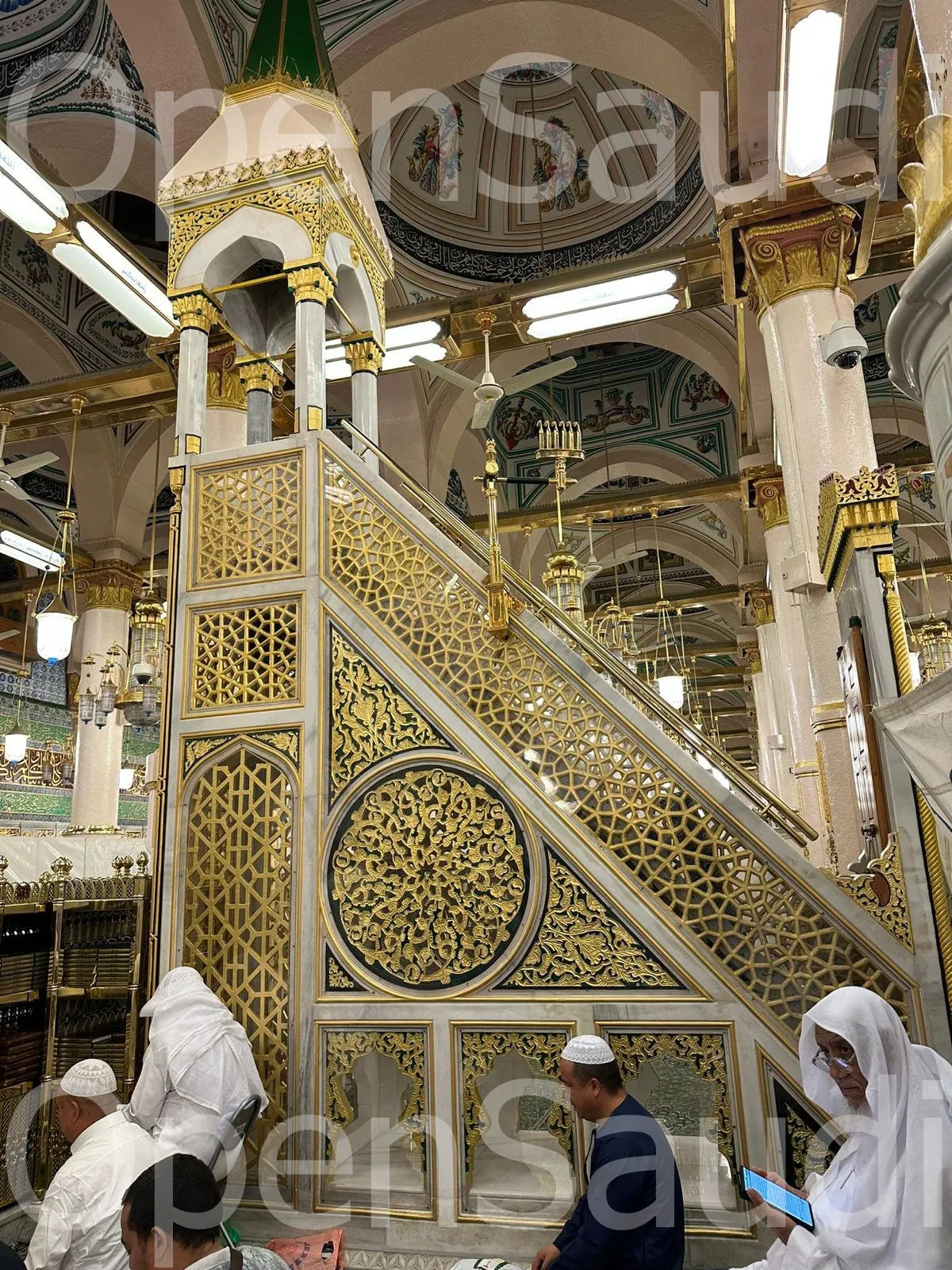 La Rawda au Masjid an-Nabawi à Médine, accessible sur réservation via l'application Nusuk